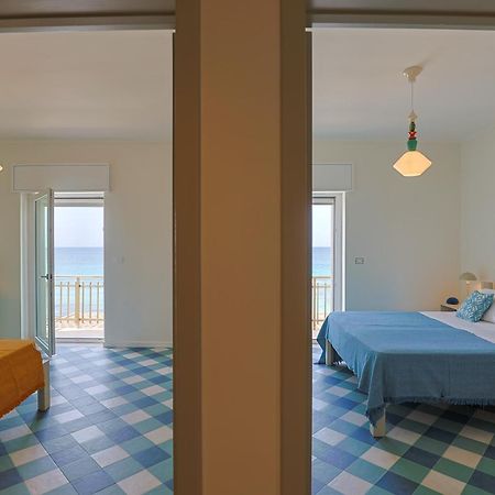Panoramico Appartamento Lido Conchiglie غالّيبولي المظهر الخارجي الصورة